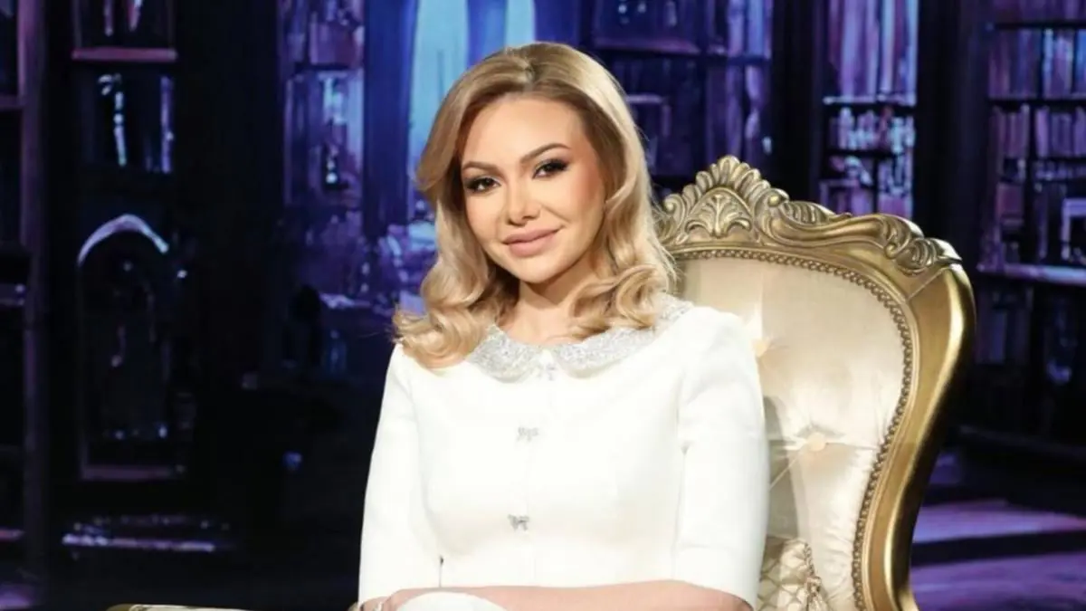 نادين تحسين بيك وإياد عيسى.. من تمثيل دور الحب إلى الخطوبة 