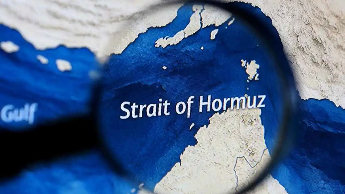 صورة جوية لمضيق هرمز