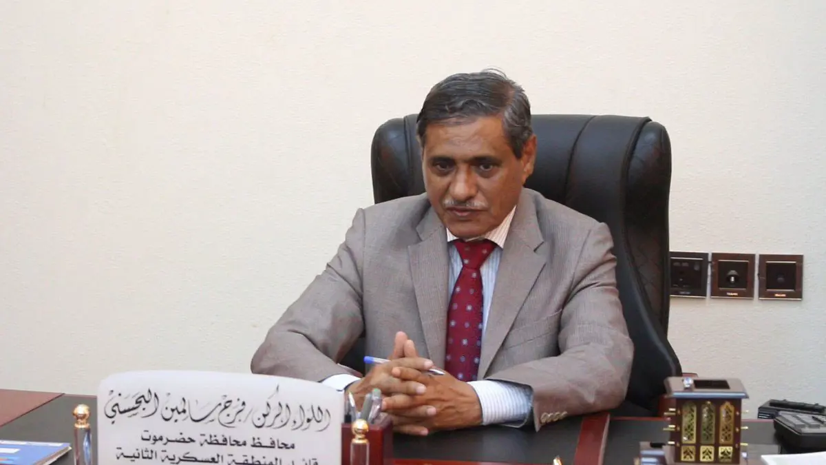 اليمن.. محافظ حضرموت يُعلن وقف تصدير النفط احتجاجًا على الحكومة