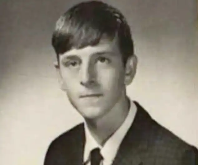  وارن كوتشينسكي