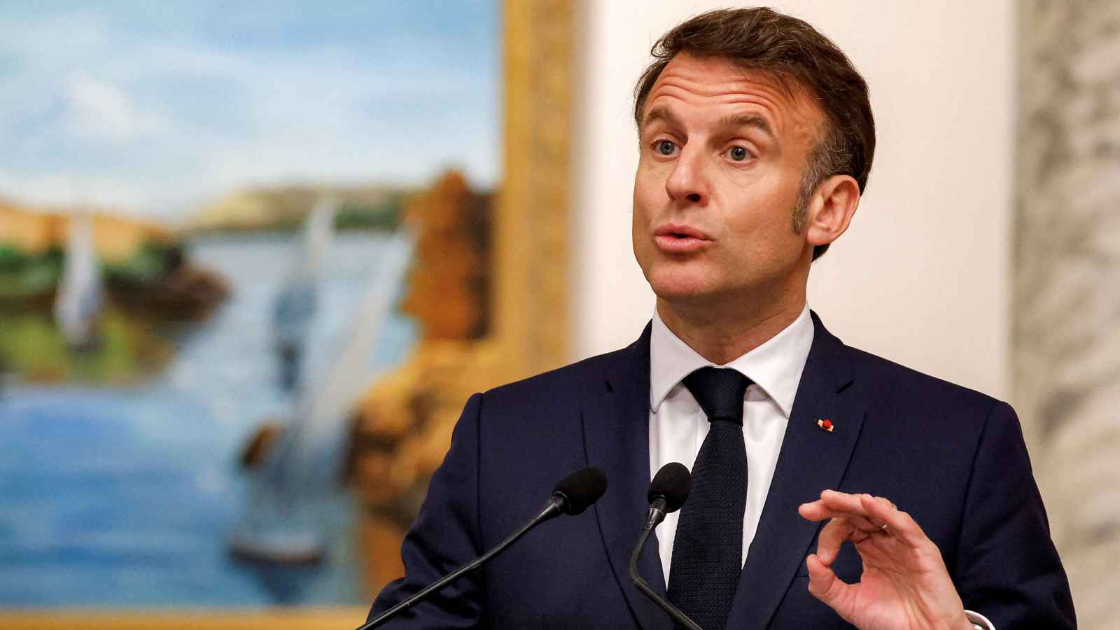 ماكرون: غزة ليست "مشروعا عقاريا"