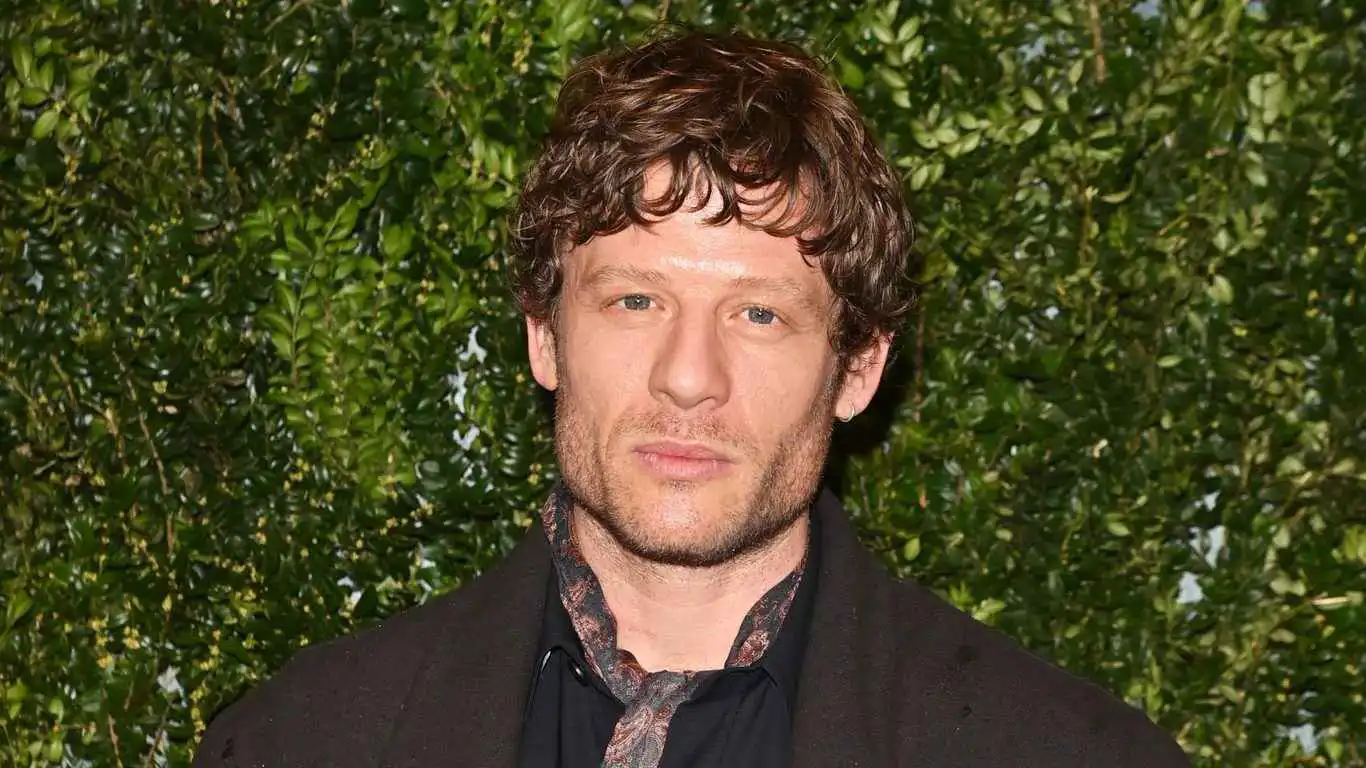 جيمس نورتون يكسر صمت الشائعات حول جيمس بوند