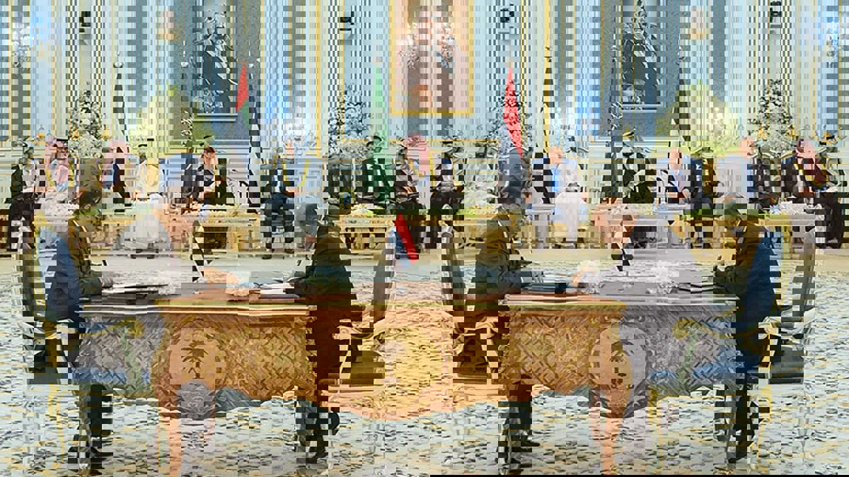 الحكومة اليمنية... تكليل نجاح الجهود السعودية