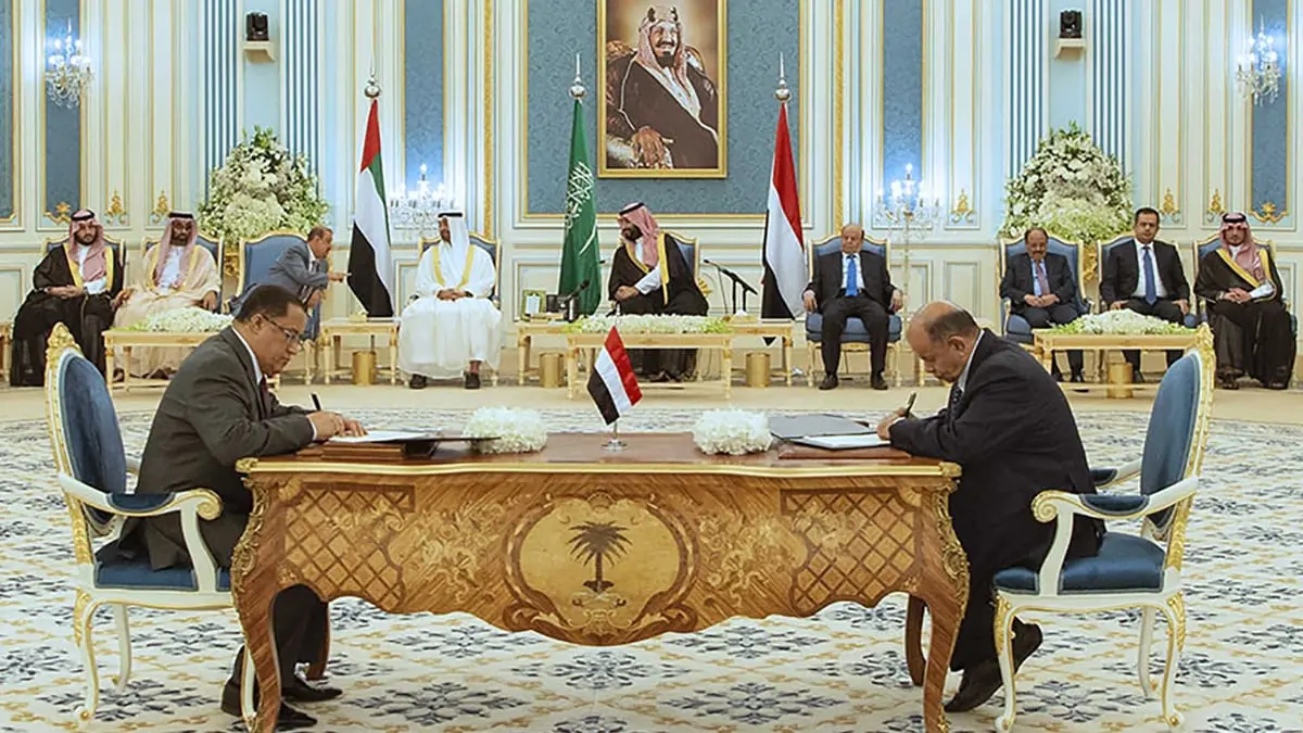 الحكومة اليمنية... تكليل نجاح الجهود السعودية