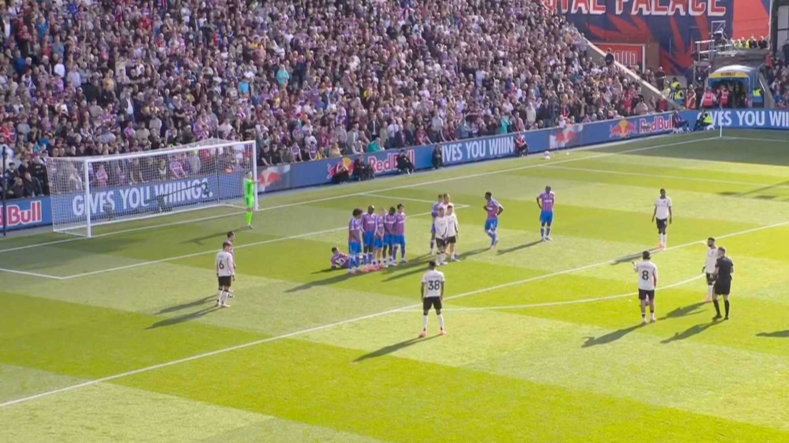 أهداف وملخص ورجل مباراة ليفربول ضد كريستال بالاس في الدوري الإنجليزي