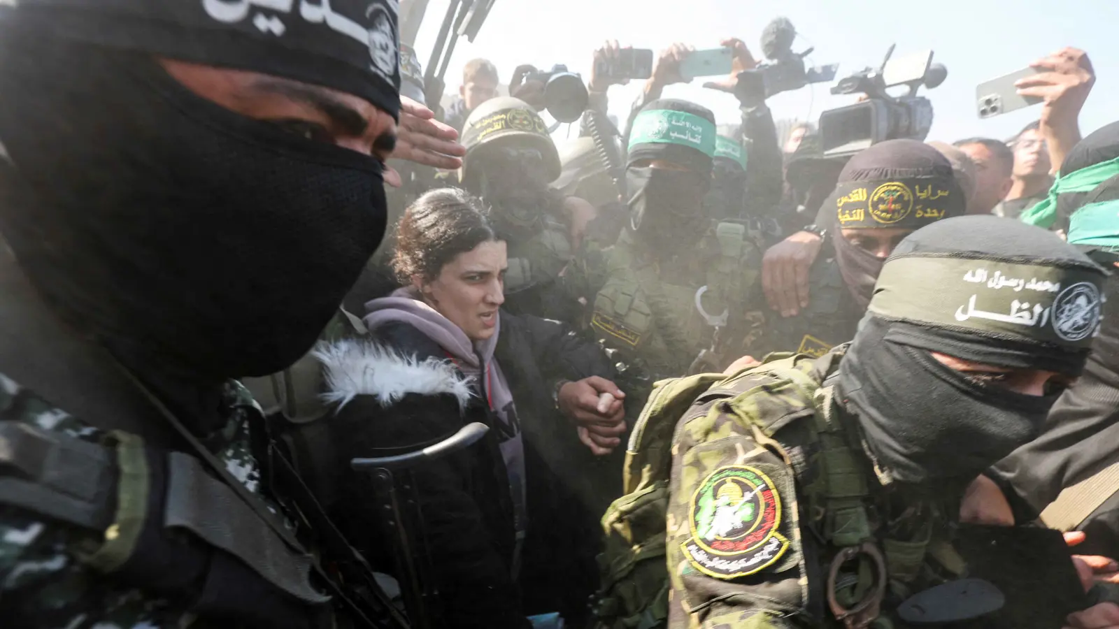 نتنياهو يعاقب فصائل غزة لضمان "الخروج الآمن" للرهائن الإسرائيليين