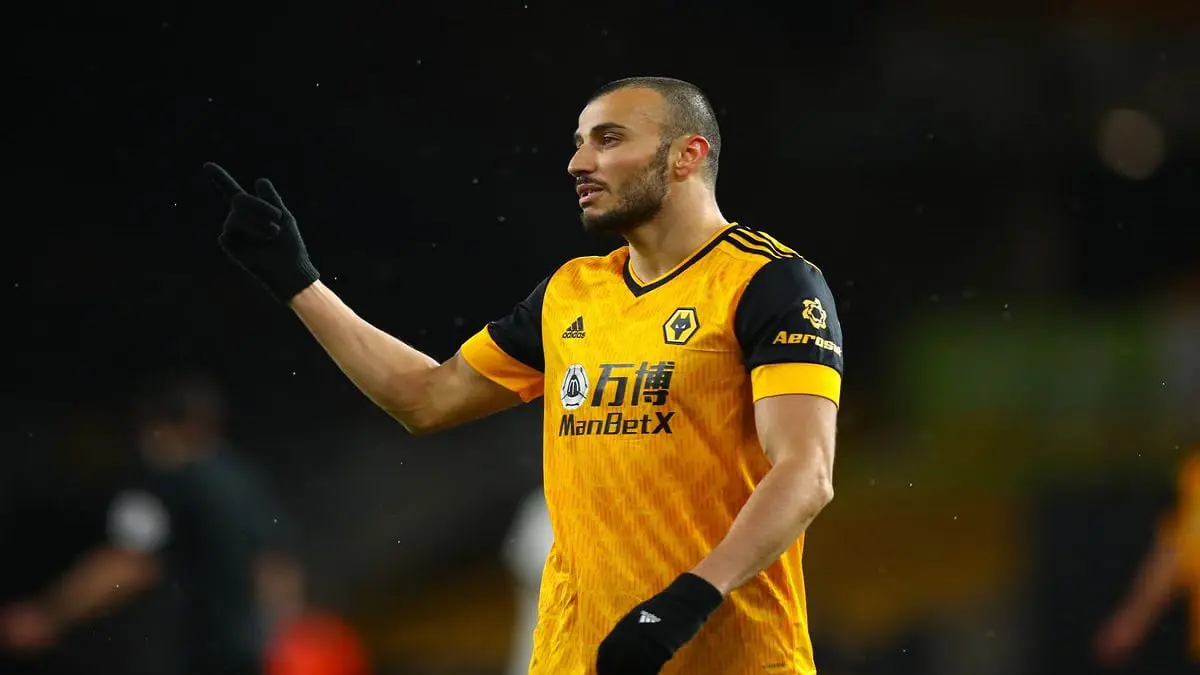 الأهلي ينافس الهلال على ضم المدافع المغربي رومان سايس