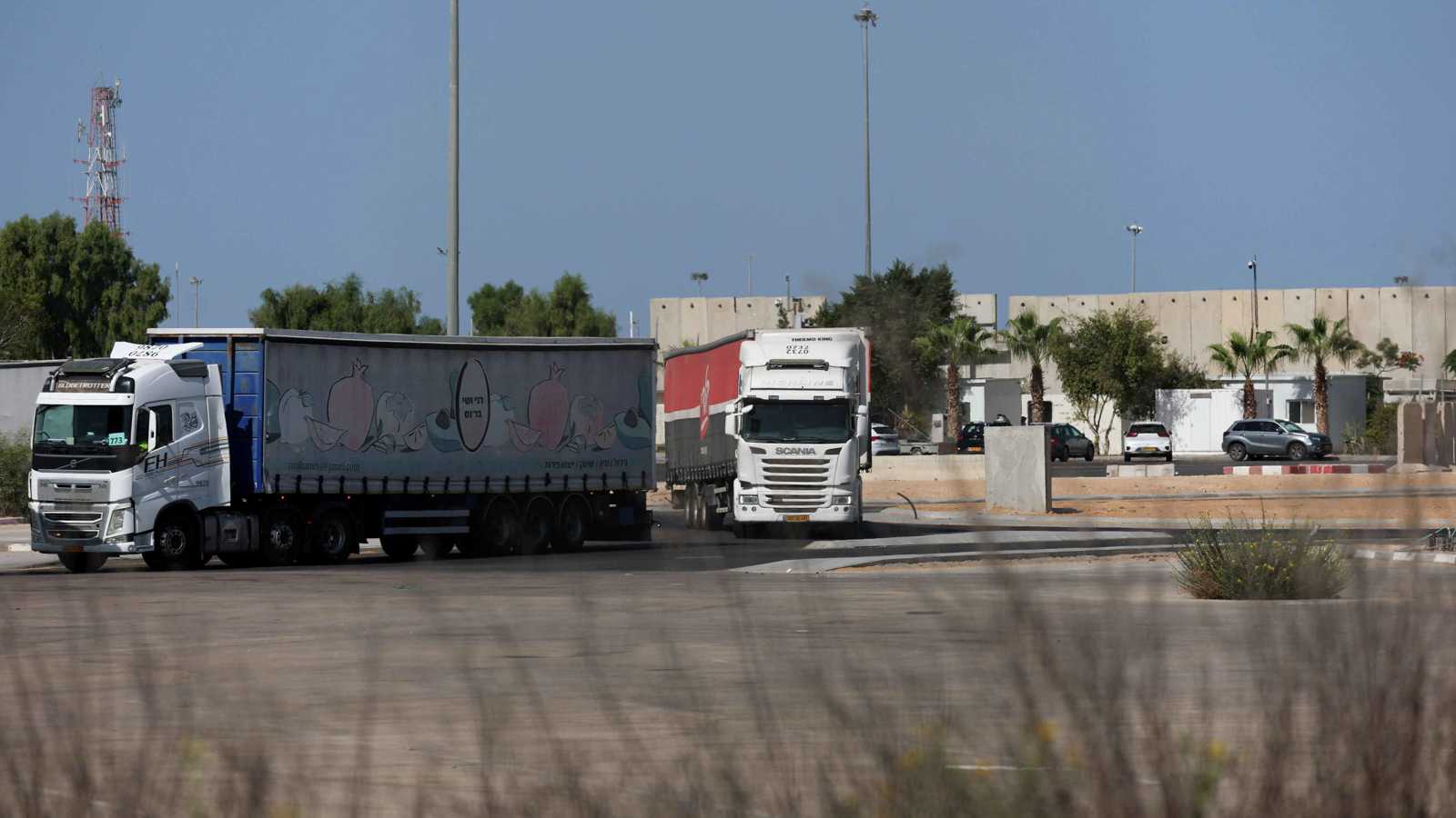 عقب التنسيقات الأخيرة.. 4200 شاحنة مساعدات تدخل قطاع غزة أسبوعيًا