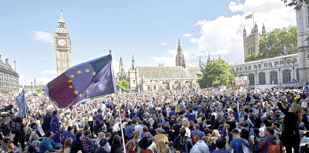 مطالبات في بريطانيا باستفتاء جديد حول الخروج من الاتحاد الأوروبي‎