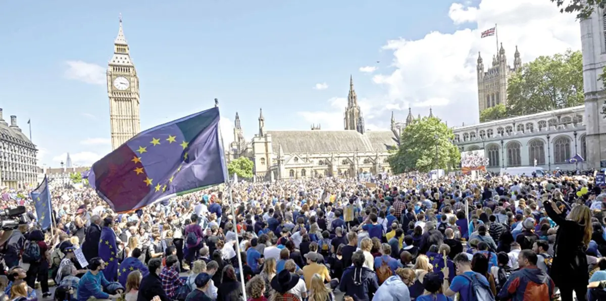 مطالبات في بريطانيا باستفتاء جديد حول الخروج من الاتحاد الأوروبي‎