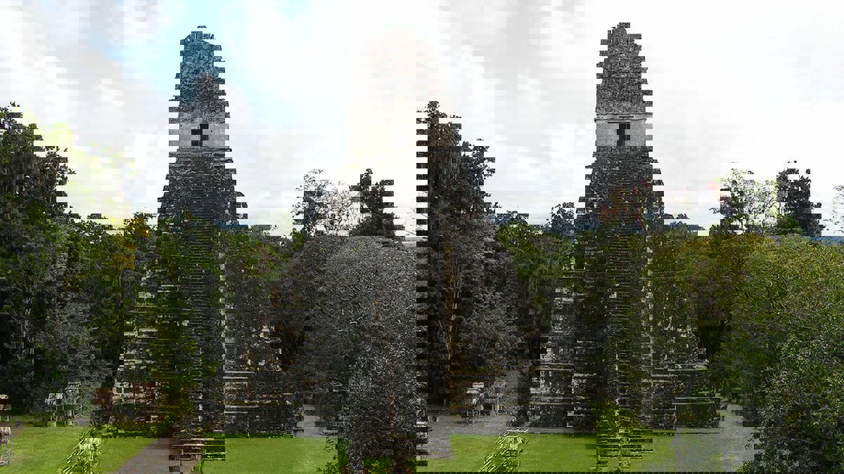 العثور على أقدم دليل على تقويم حضارة المايا داخل هرم في غواتيمالا‎‎