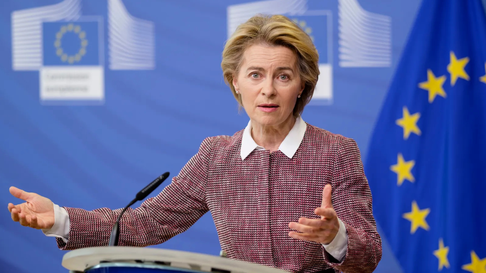 المفوضية الأوروبية: نكثف الضغط على روسيا بحزمة العقوبات الـ18