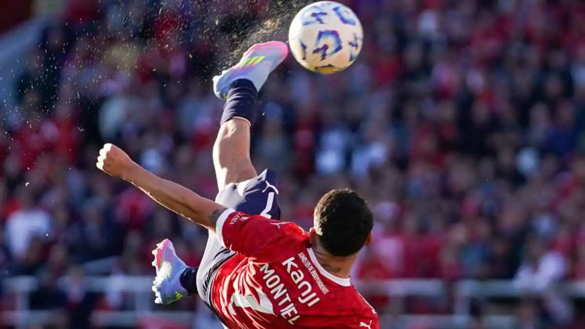 جوائز ذا بيست 2025.. "مقصية" مونتييل المذهلة تحصد "بوشكاش" لأفضل هدف (فيديو)