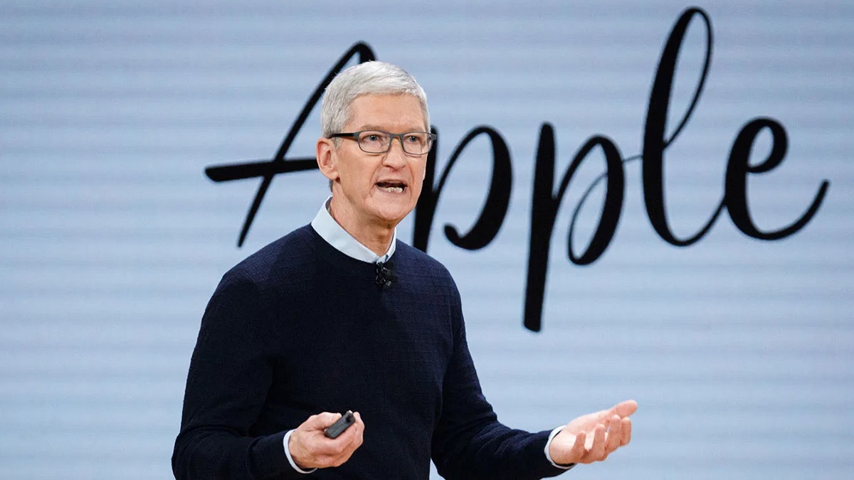 رغم كورونا.. أبل ترفع راتب تيم كوك 28%