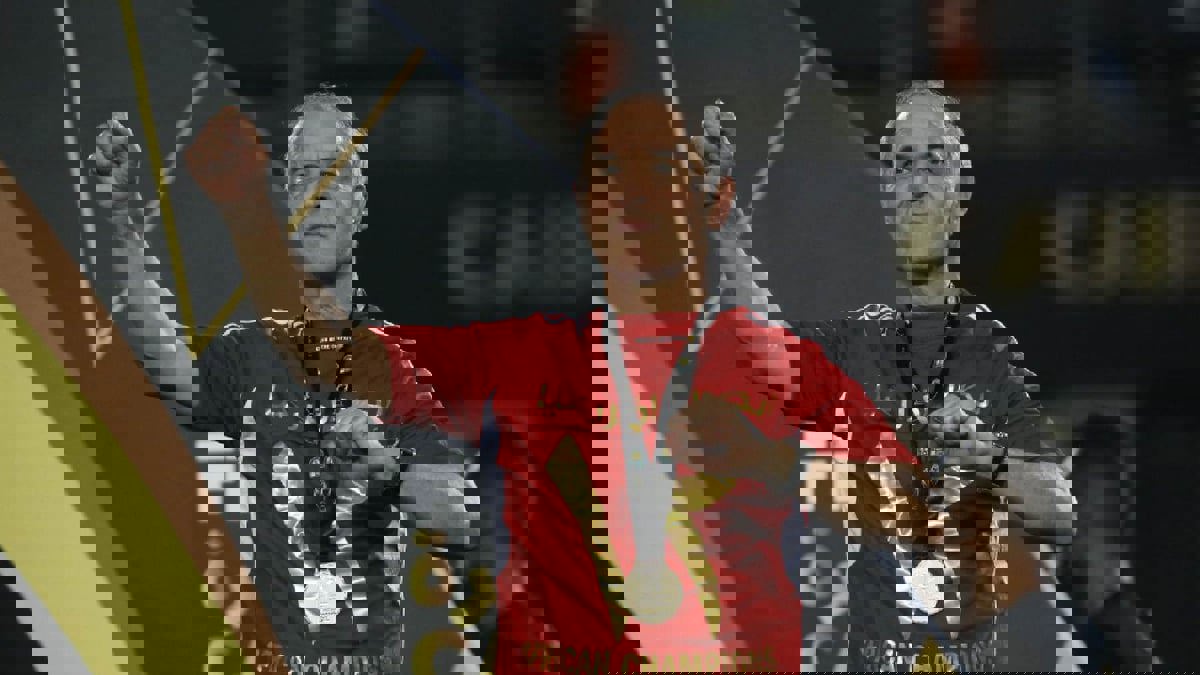 كولر يظهر مع ثلاثي الأهلي المصري في إعلان ترويجي لفيلم سينمائي (فيديو)