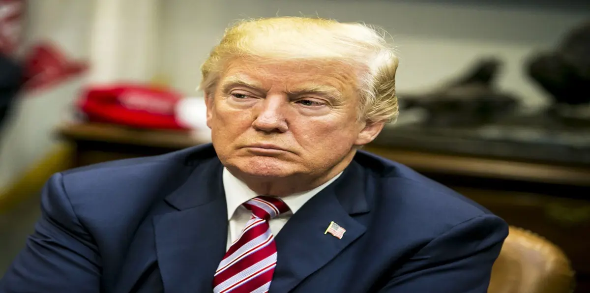 ترامب ينفي أن يكون طلب من "إف بي آي" التخلي عن التحقيق بشأن مستشاره السابق فلين