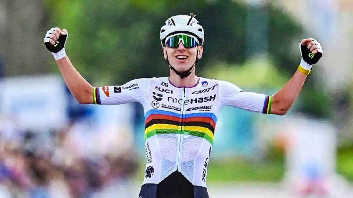 بوغاتشر يتوج موسمه الرائع بالفوز بلقب أوروبا للدراجات