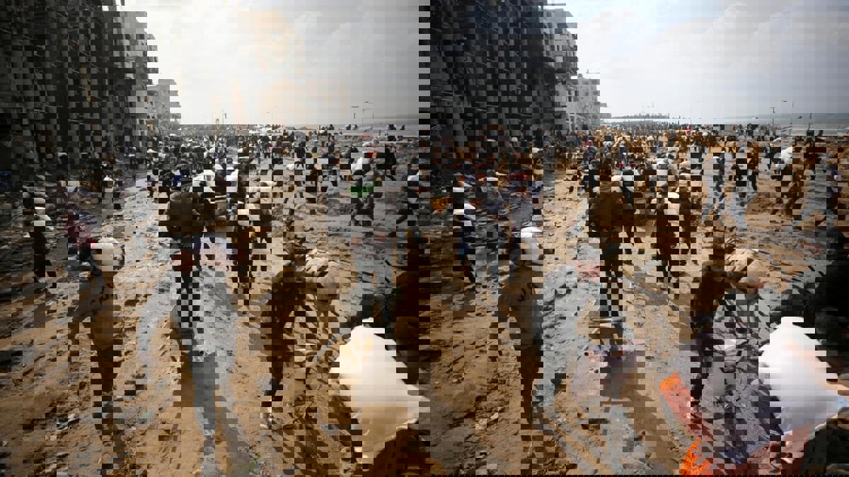 مقتل 20 وإصابة 155 من منتظري المساعدات عند دوار الكويت في غزة