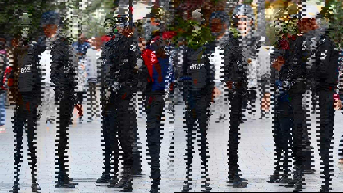 تونسية تبلغ الأمن عن احتجاز زوجها لها لمدة 8 سنوات