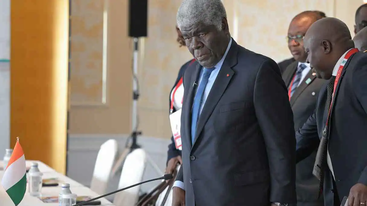 عقب الفوز الساحق لحزب التجمع.. حكومة ساحل العاج تقدم استقالتها