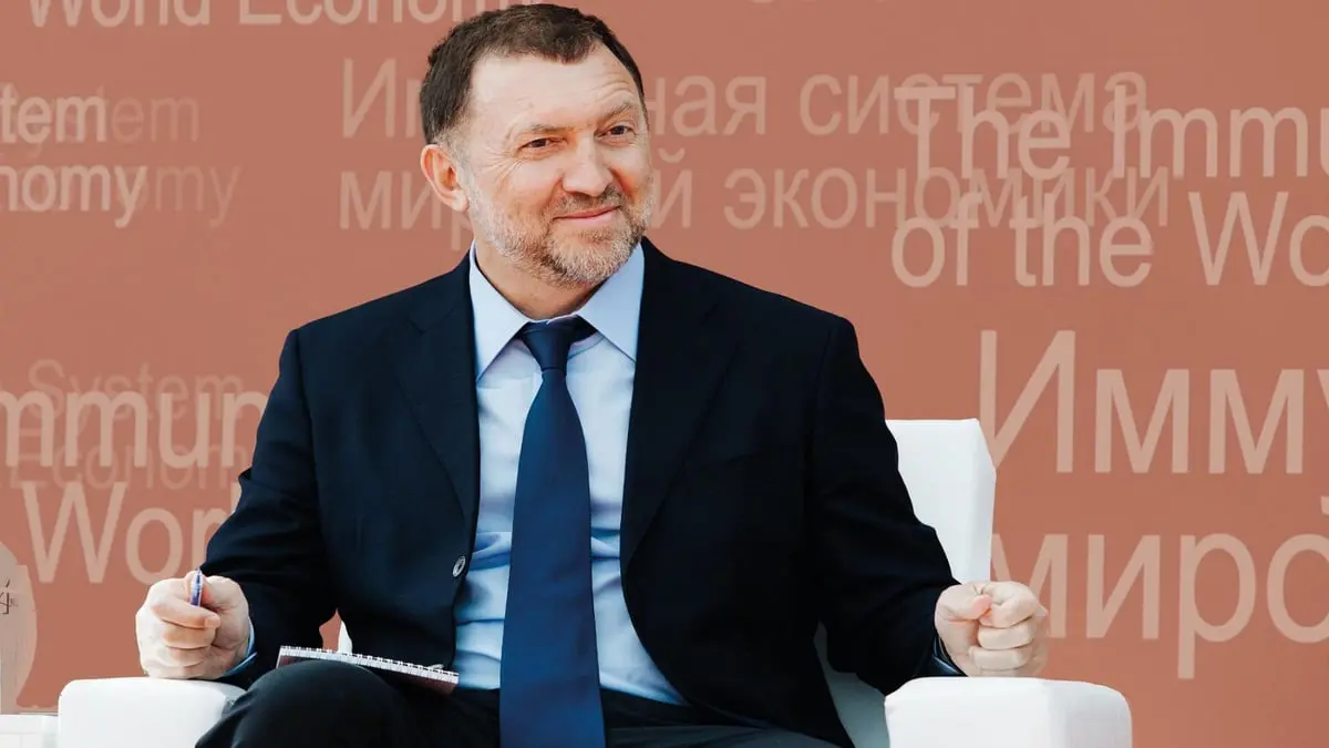 يخت للملياردير الروسي ديريباسكا يصل إلى المياه التركية