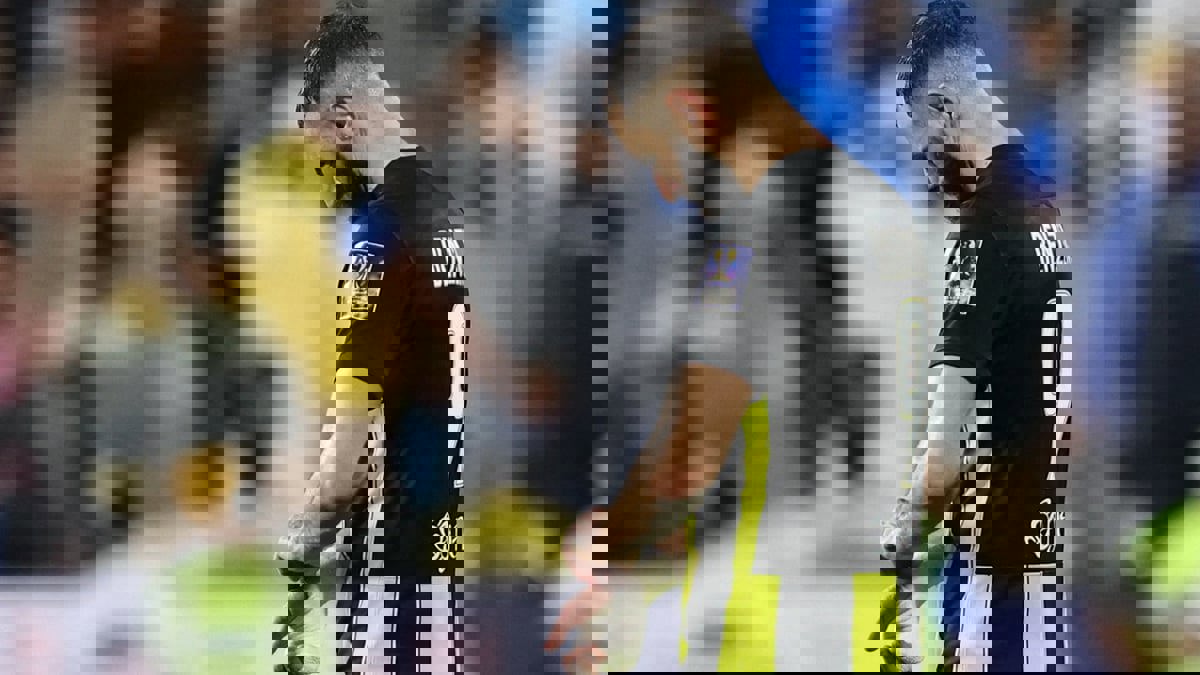 شقيق كريم بنزيما يشن هجومًا على غاياردو مدرب الاتحاد