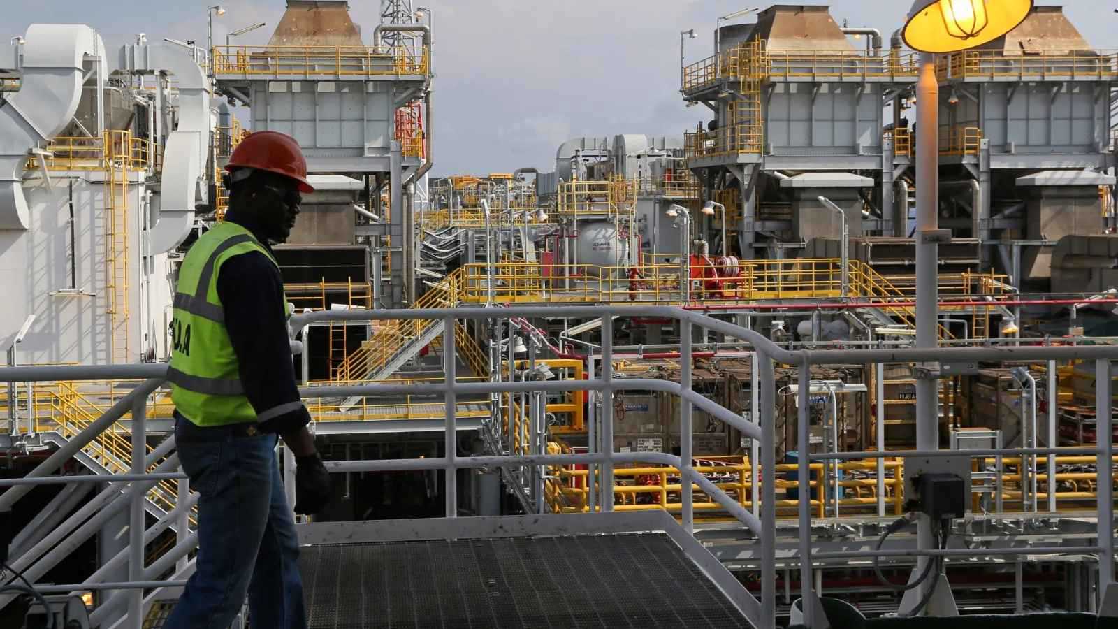 لماذا تخشى نيجيريا عودة فنزويلا لإنتاج النفط بقوة؟