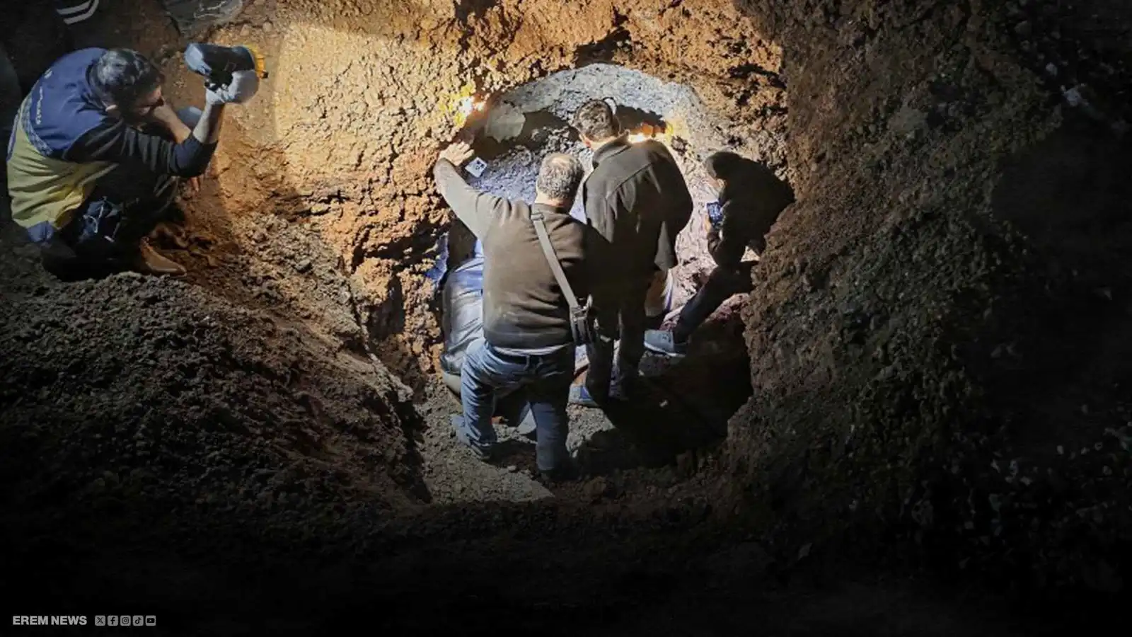 ما حقيقة "مغارة الذهب" التي أشعلت الفوضى في مدينة الحارة السورية؟ (فيديو إرم)