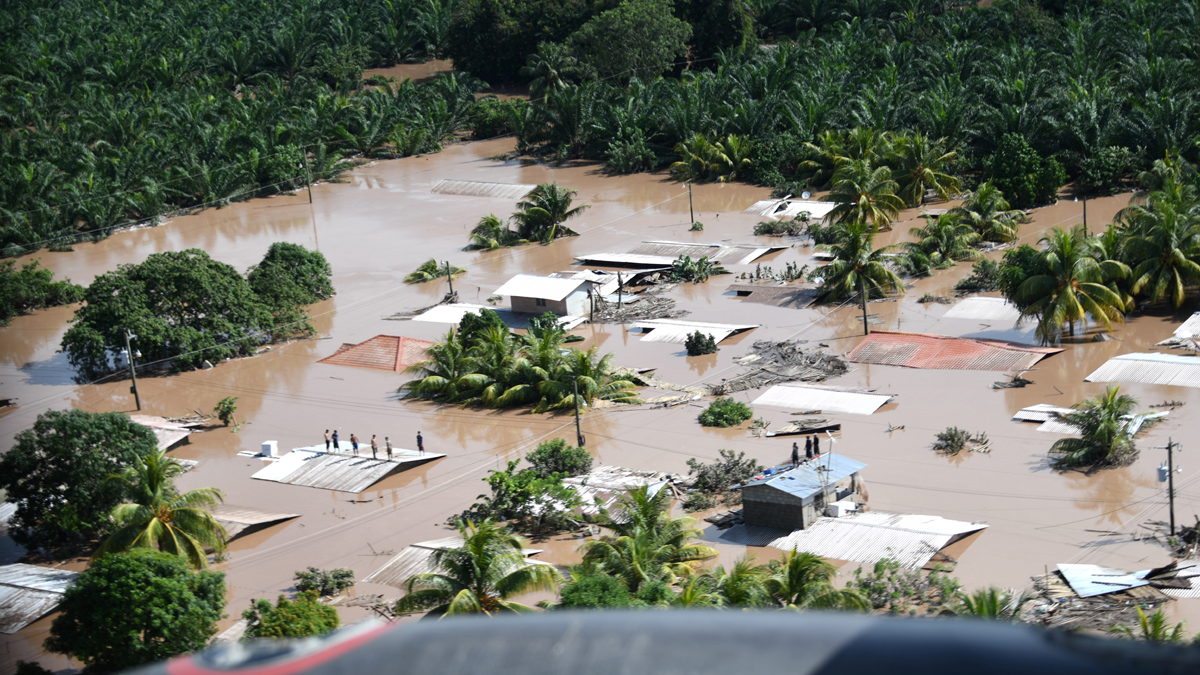 أمريكا الوسطى مهددة بإعصار جديد وعمليات إجلاء في هندوراس وغواتيمالا
