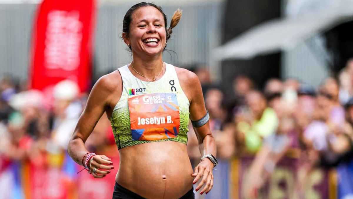 عداءة فنزويلية تخطف الأنظار بمشاركتها في سباق وهي حامل بالشهر السابع (فيديو)