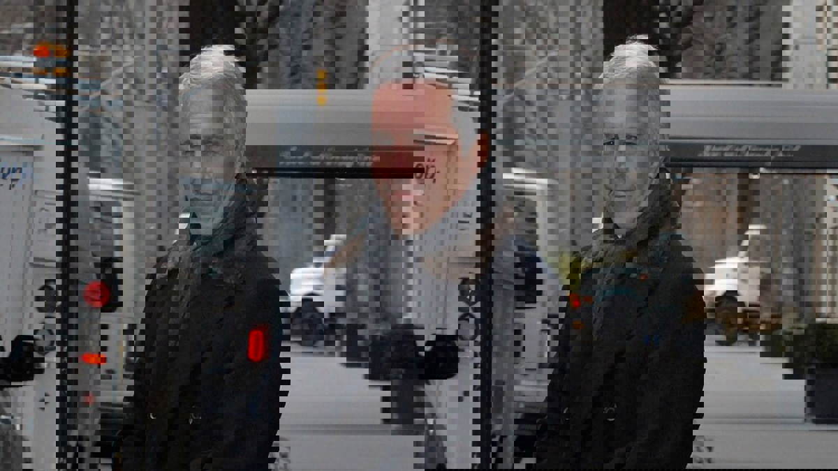 وقّعها قبل يومين من انتحاره: وصية ابشتاين رفعت تركته إلى 577 مليون دولار