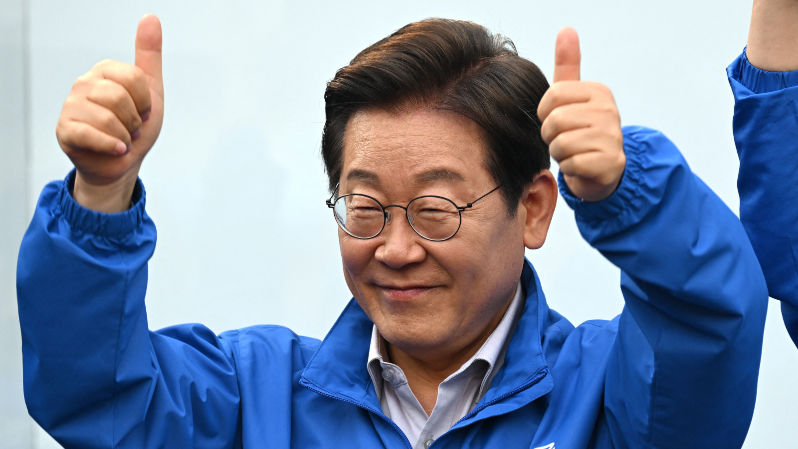 استطلاع: الليبرالي لي جاي ميونغ الأقرب للفوز برئاسة كوريا الجنوبية