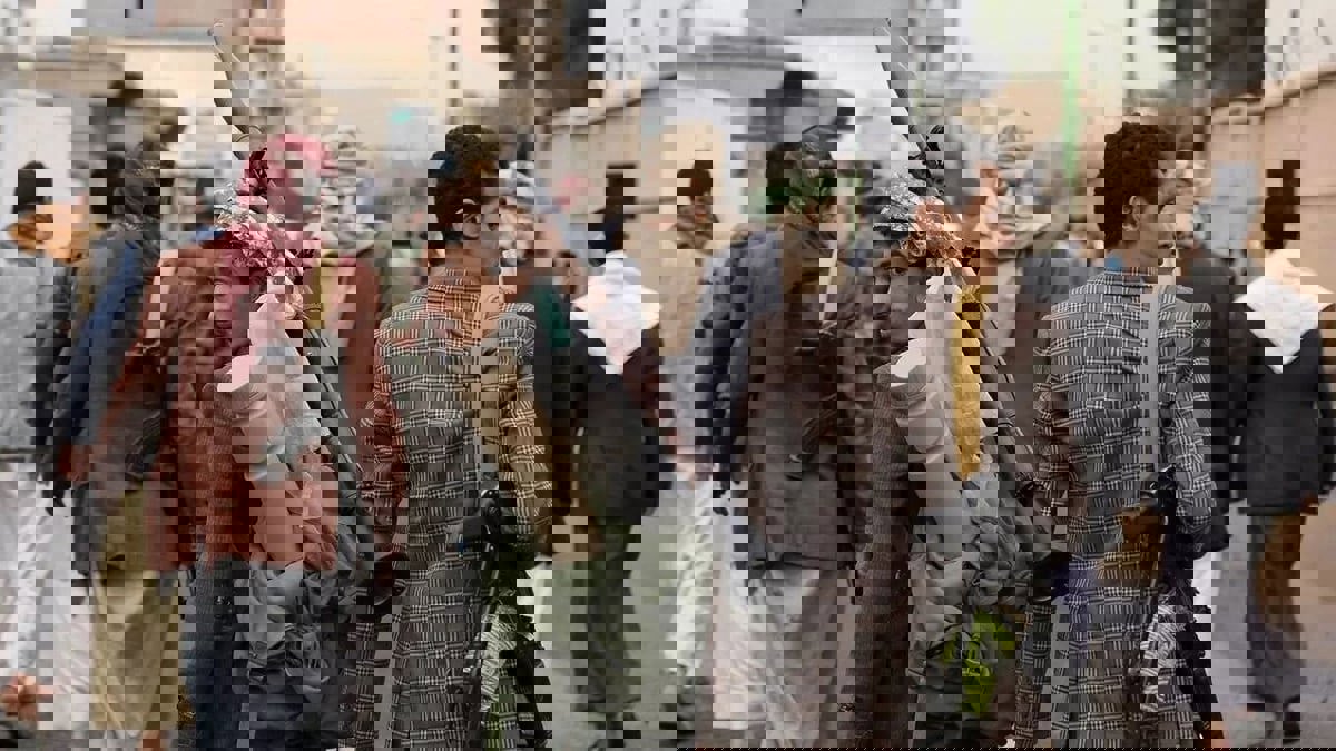 عنصر في مليشيات الحوثي يقتل زوجته ووالدتها المسنة حرقا