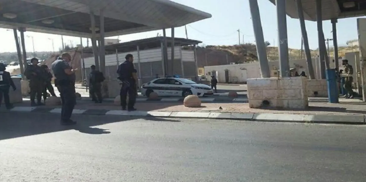 الجيش الإسرائيلي يقتل مستوطنًا شرقي القدس بزعم محاولته طعن إحدى المجندات