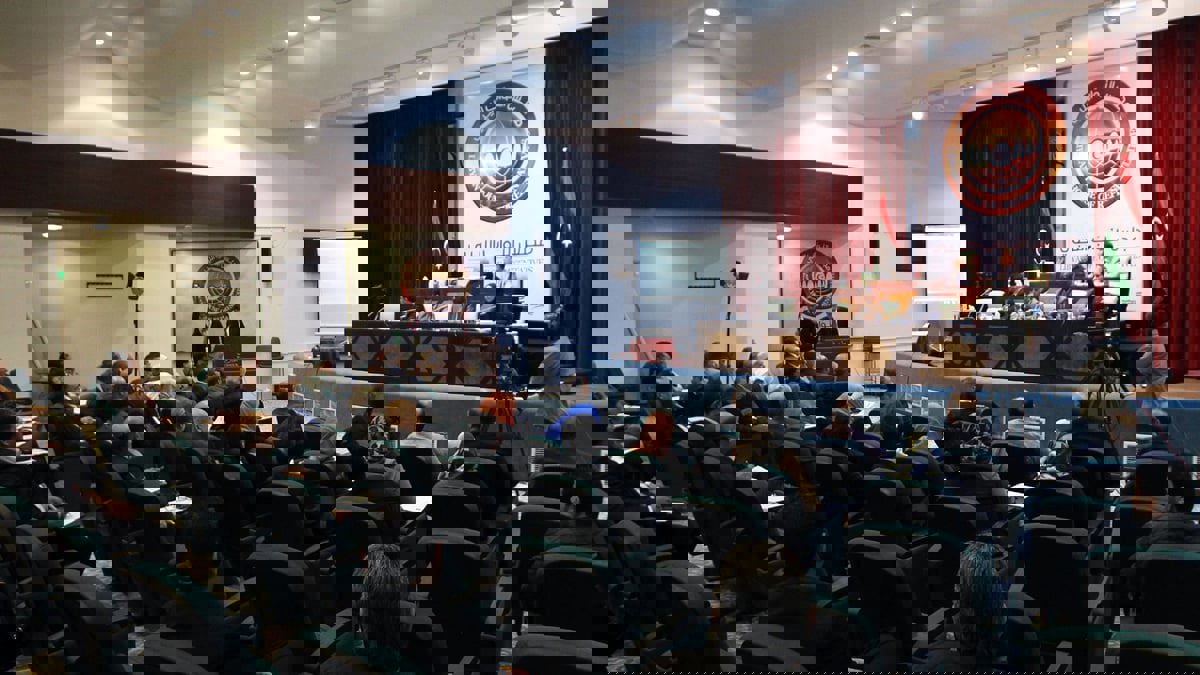 البرلمان الليبي يشكل لجنة لتعديل "الإعلان الدستوري".. و"مجلس الدولة" يرفض