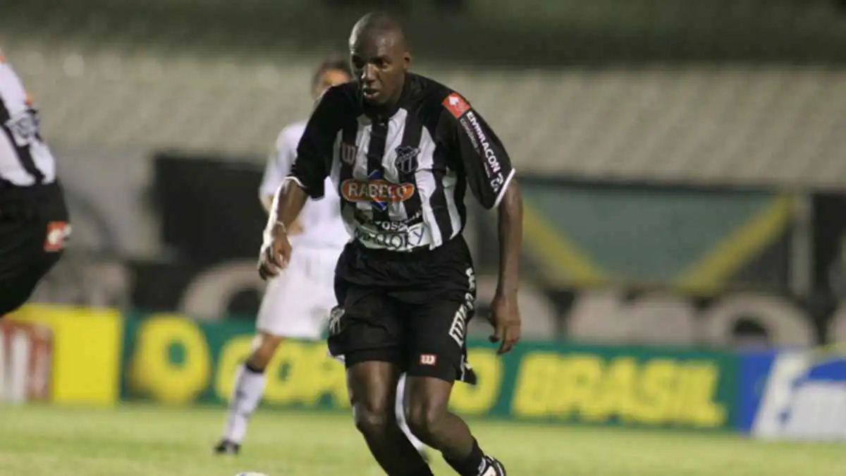 وفاة رينالدو أليلويا نجم الترجي التونسي السابق إثر أزمة قلبية