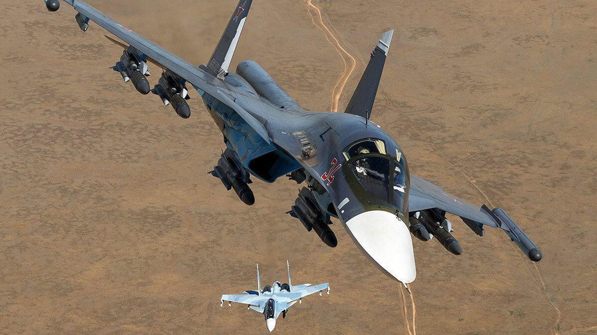 وزارة الدفاع الروسية تُعلن تحطم قاذفتين"سو-34" شرقي البلاد