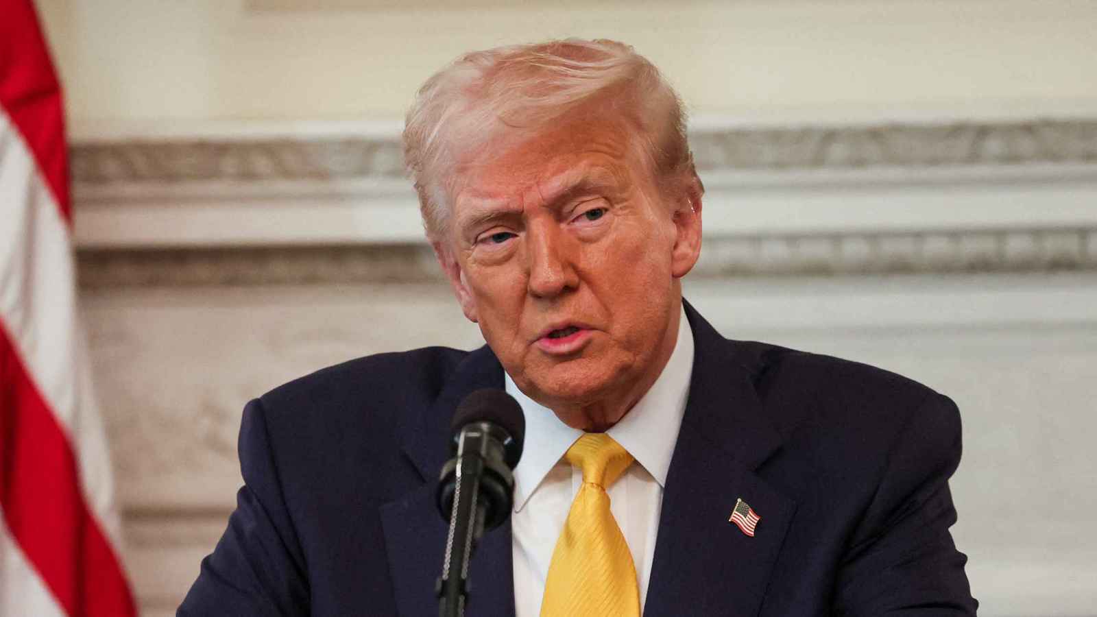 ترامب: حضور زيلينسكي "ليس مهماً" لإنهاء الحرب