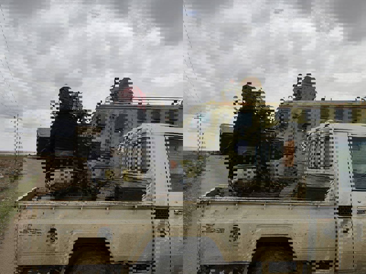 سوريا.. "اللواء الثامن" يحل نفسه ويسلم أسلحته لوزارة الدفاع (فيديو)