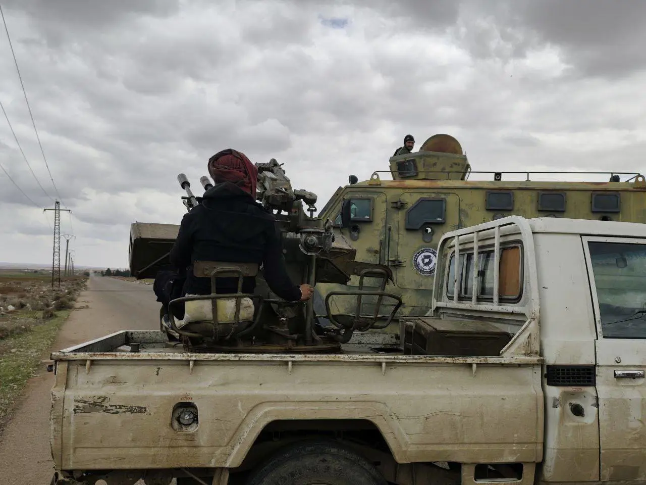 سوريا.. "اللواء الثامن" يحل نفسه ويسلم أسلحته لوزارة الدفاع (فيديو)