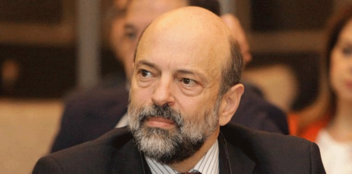 ملفات اقتصادية ثقيلة تنتظر الحكومة الأردنية المقبلة بقيادة عمر الرزاز