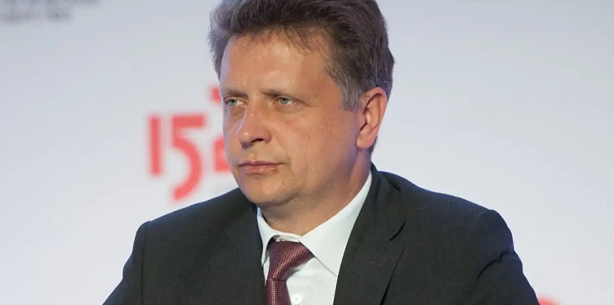 وزير النقل الروسي يتوقع استئناف الرحلات الجوية مع القاهرة الشهر المقبل 