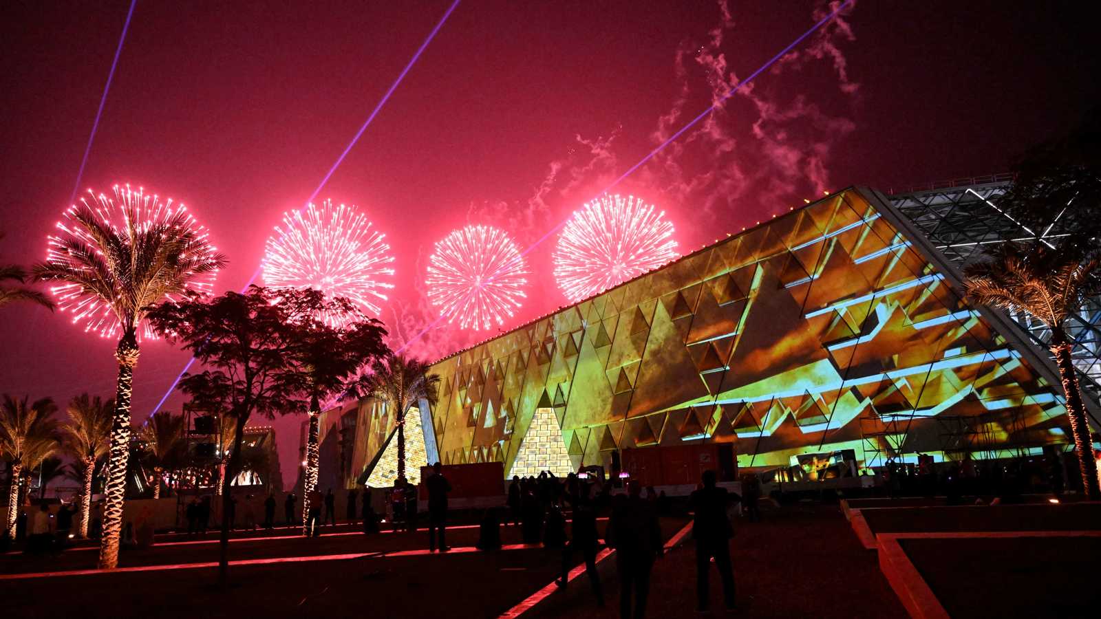 مليار شخص حول العالم تابعوا افتتاح المتحف المصري الكبير