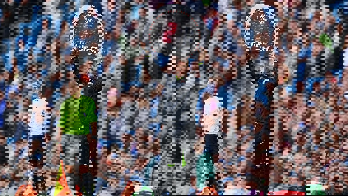 على غرار كرة السلة.. مجلس الفيفا يدرس إحداث ثورة في احتساب وقت المباريات 