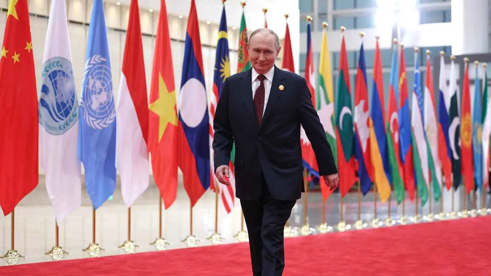 قوة ثالثة وعملاق اقتصادي.. لماذا يتمسك الجنوب العالمي بروسيا؟