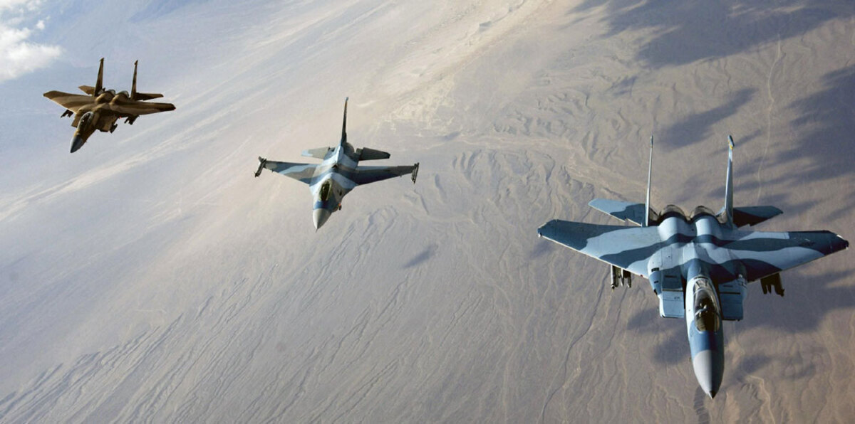 الجيش الأمريكي يعلن إسقاطه طائرة سورية وقوات الأسد تحذّر من تداعيات "خطيرة"