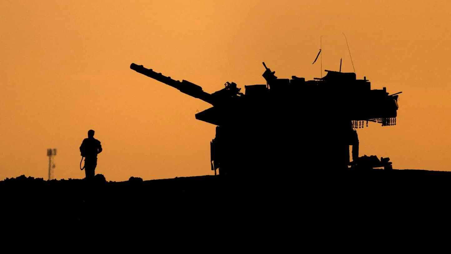 "هآرتس": "ميليشيات غزية" تقاتل مع الجيش الإسرائيلي في القطاع