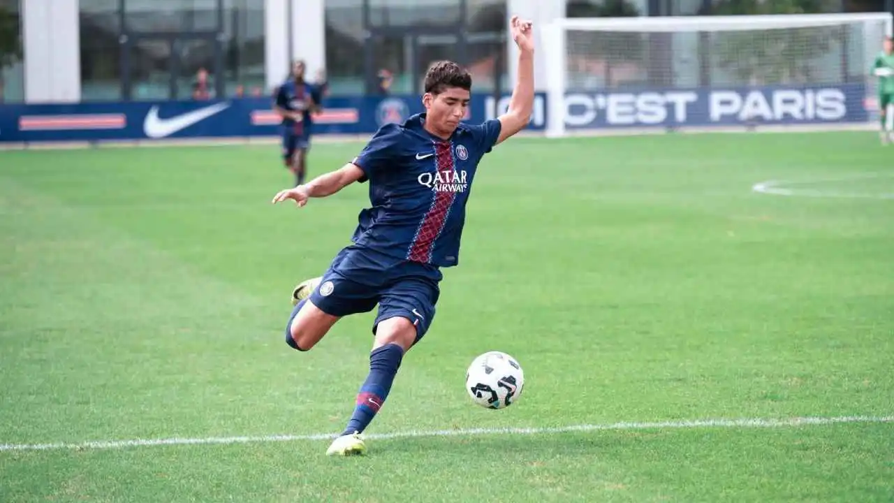 يختبر في سان جيرمان.. نجم الملعب التونسي يحلم باللعب مع أبطال أوروبا