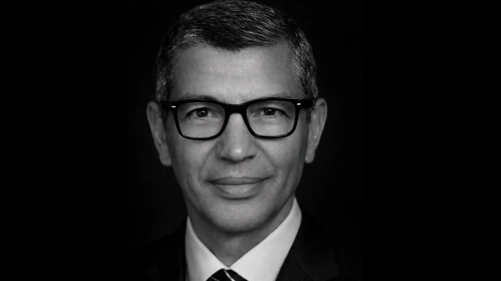 "الأب الروحي" للأدباء الشبان.. رحيل الناقد المصري فرج مجاهد عبد الوهاب