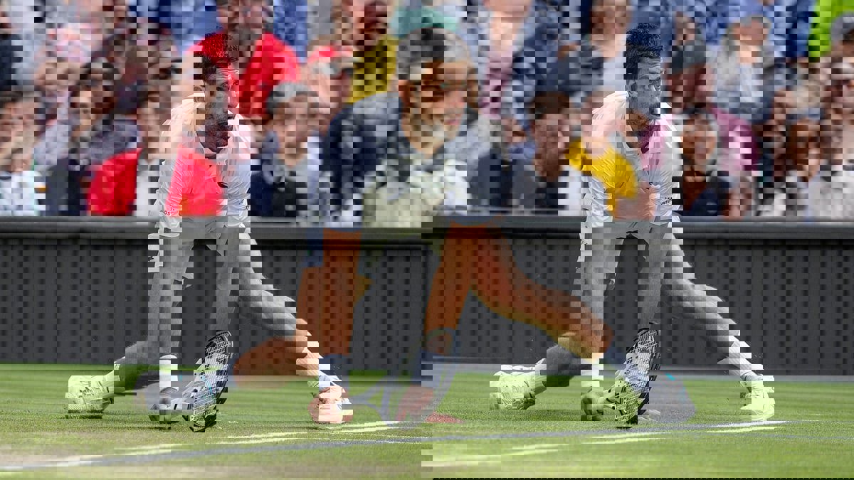 ديوكوفيتش يثير شكوكاً حول مشاركته في ويمبلدون